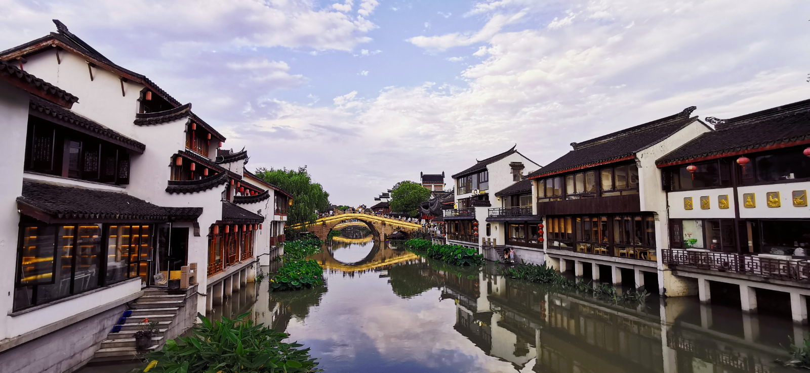 宋彬-管理專業(yè)-“古橋一孔攝江南”——七寶古鎮(zhèn).jpg